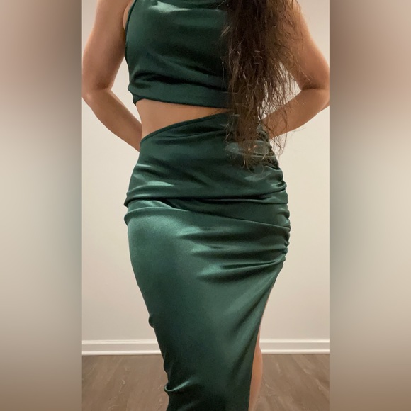 “Moscato Please” Maxi Dress — Hunter 💎 Size Medium 💎 Gorgeous 💎 Fashion Nova - Picture 4 of 16